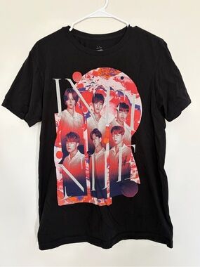 INFINITE K-Pop Boy Group Member Men’s Large Graphic T-Shirt Black